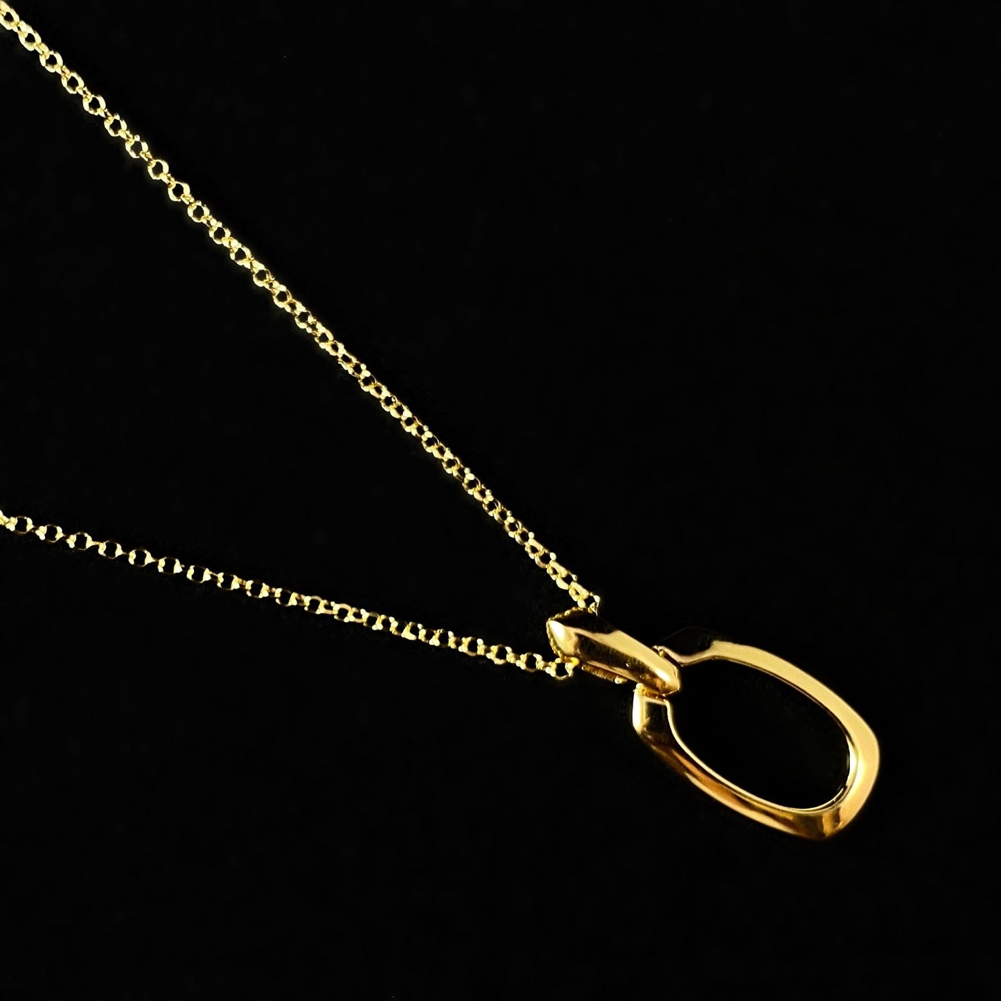 925 Sterling Silver and 18kt Gold Oval Pendant Necklace -
