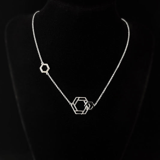 925 Sterling Silver Intertwined Hexagon Necklace - Elle Jewelry