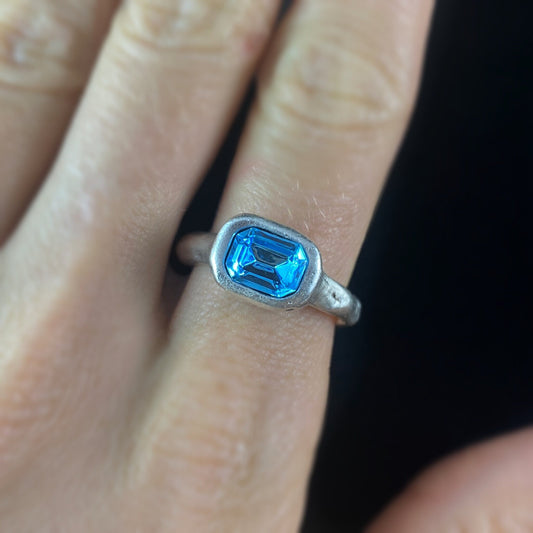 Adjustable Chunky Silver Ring with Blue Rectangle Crystal, Handmade, Nickel Free - Noir