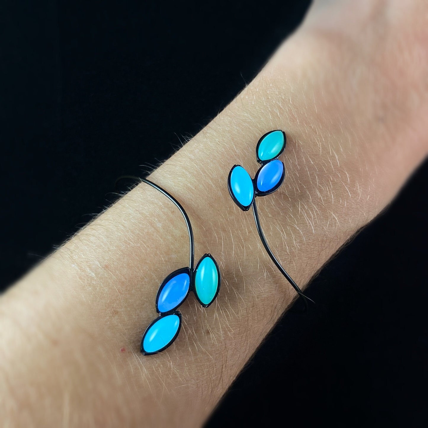 Black Memory Wire Floral Bracelet with Handmade Glass Beads, Hypoallergenic, Shiny Blue Opals/Green Opal - Kristina