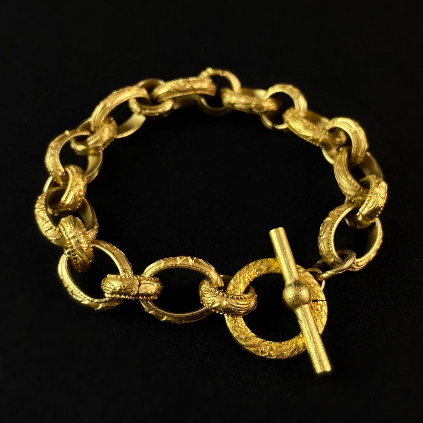 Chunky Gold Chain Bracelet - La Vie Parisienne by Catherine Popesco