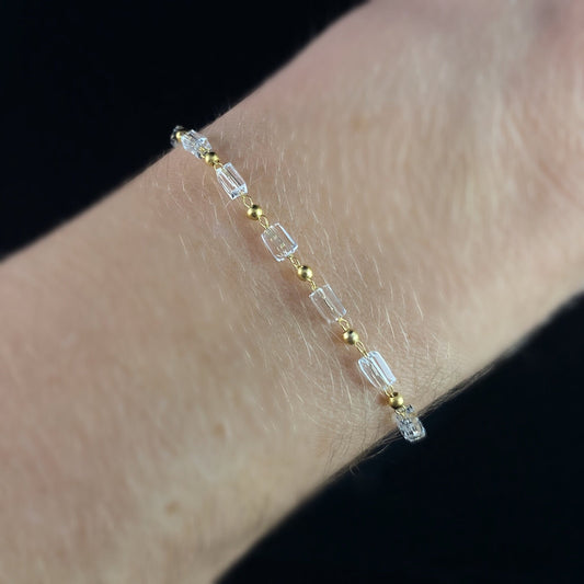 Dainty Clear Glass Bead Bracelet - La Vie Parisienne by Catherine Popesco