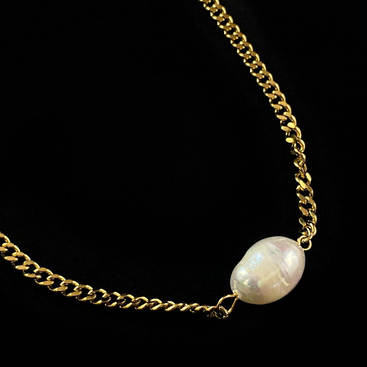 Gold Single Pearl Chain Toggle Necklace - 3Souls