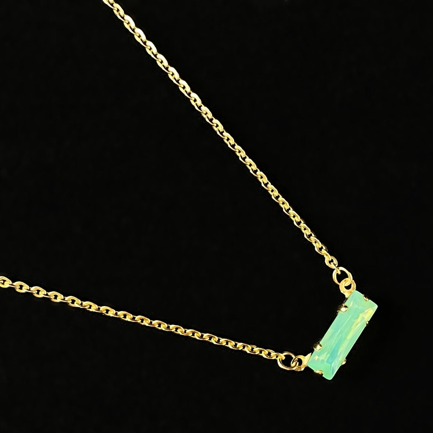 Green Rectangle Baguette Cut Crystal Pendant Necklace Bindi