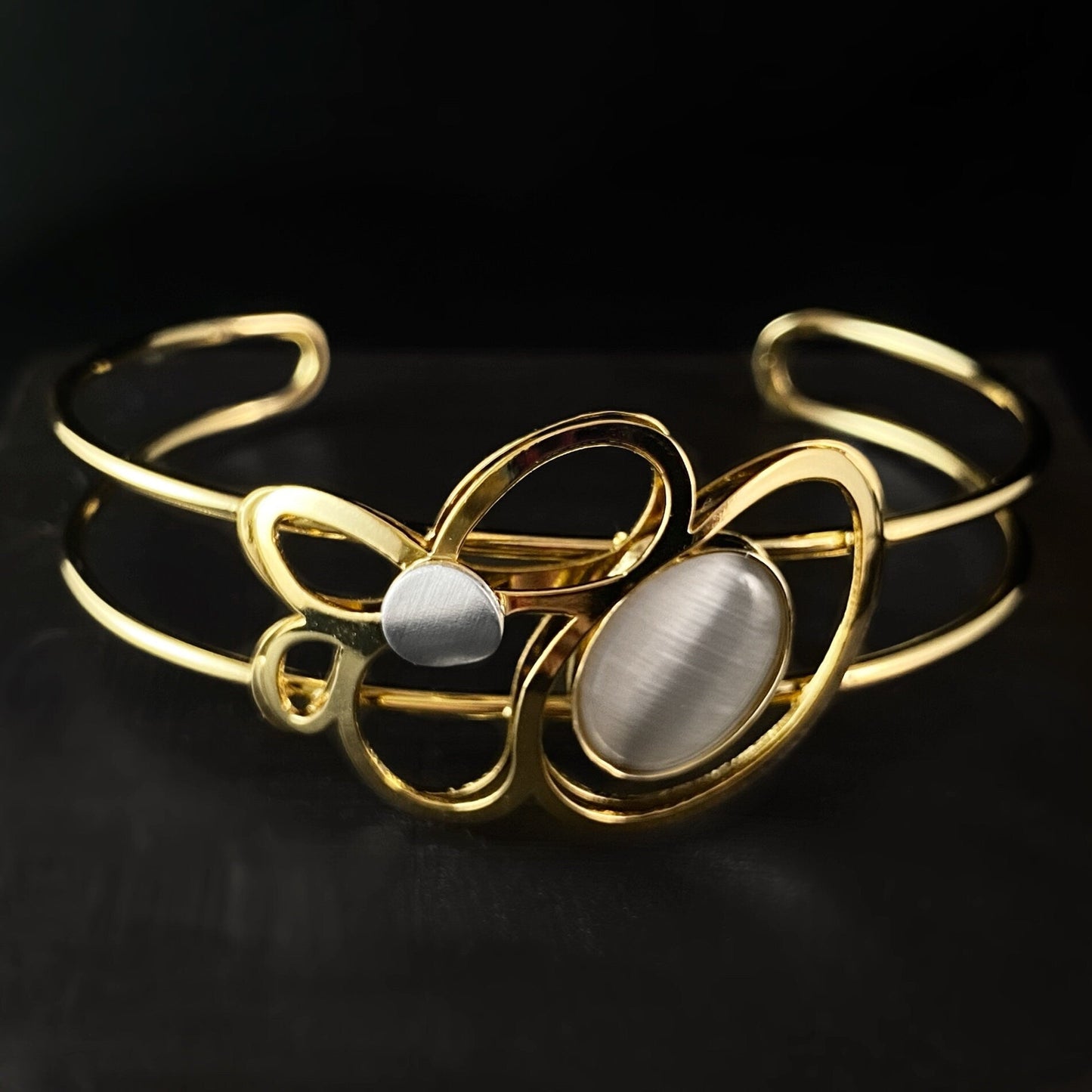 Lightweight Handmade Geometric Aluminum Bracelet, Gray and Gold Splash