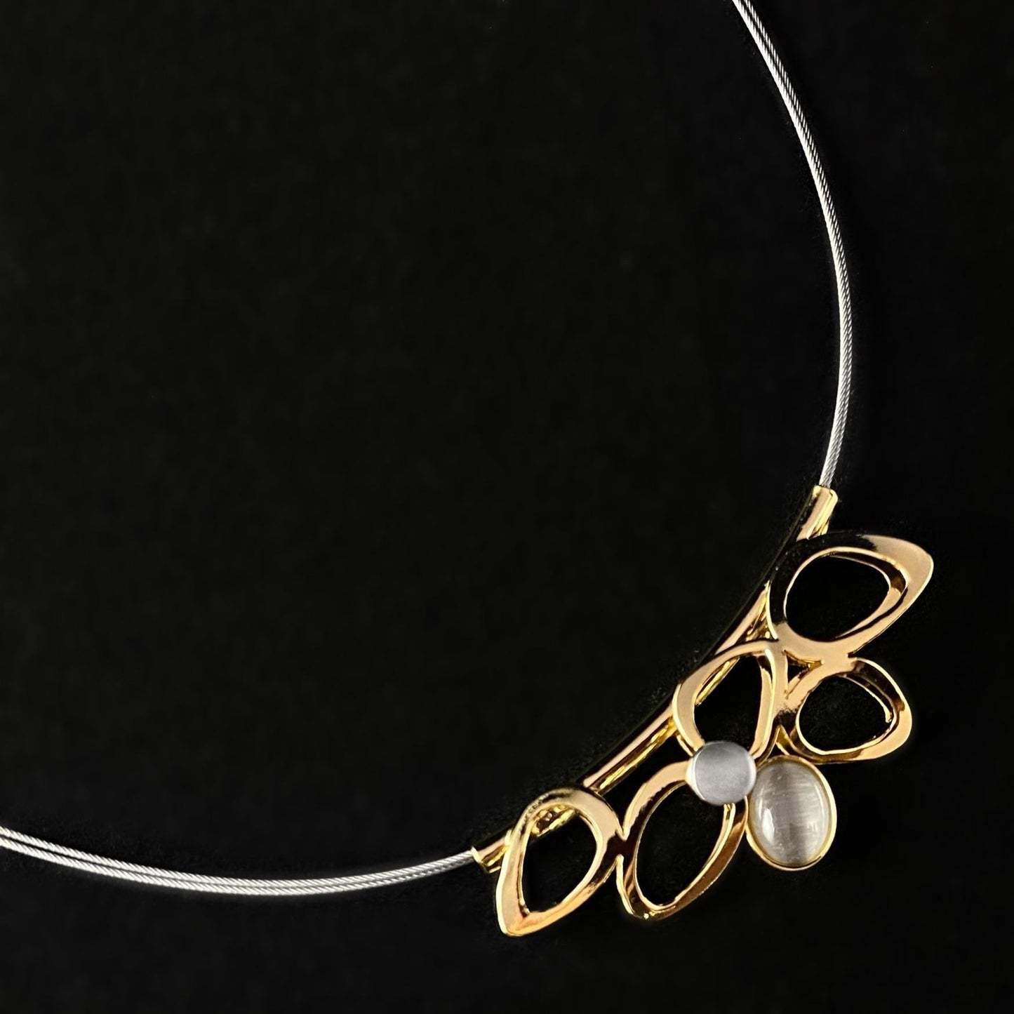 Lightweight Handmade Geometric Aluminum Necklace, Gray/Gold, Leaves