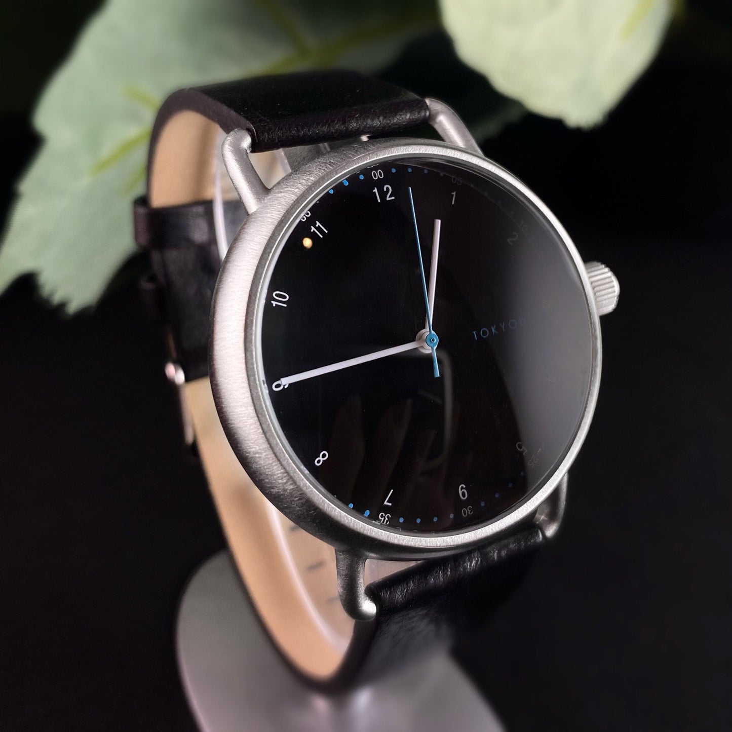 Men’s Watch, Black Leather Band, Round Case - TOKYObay