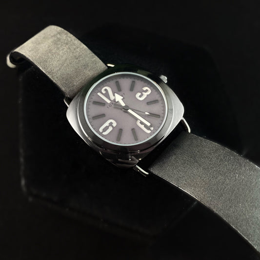 Men’s Watch, Gray Leather Band, Square Case - TOKYObay