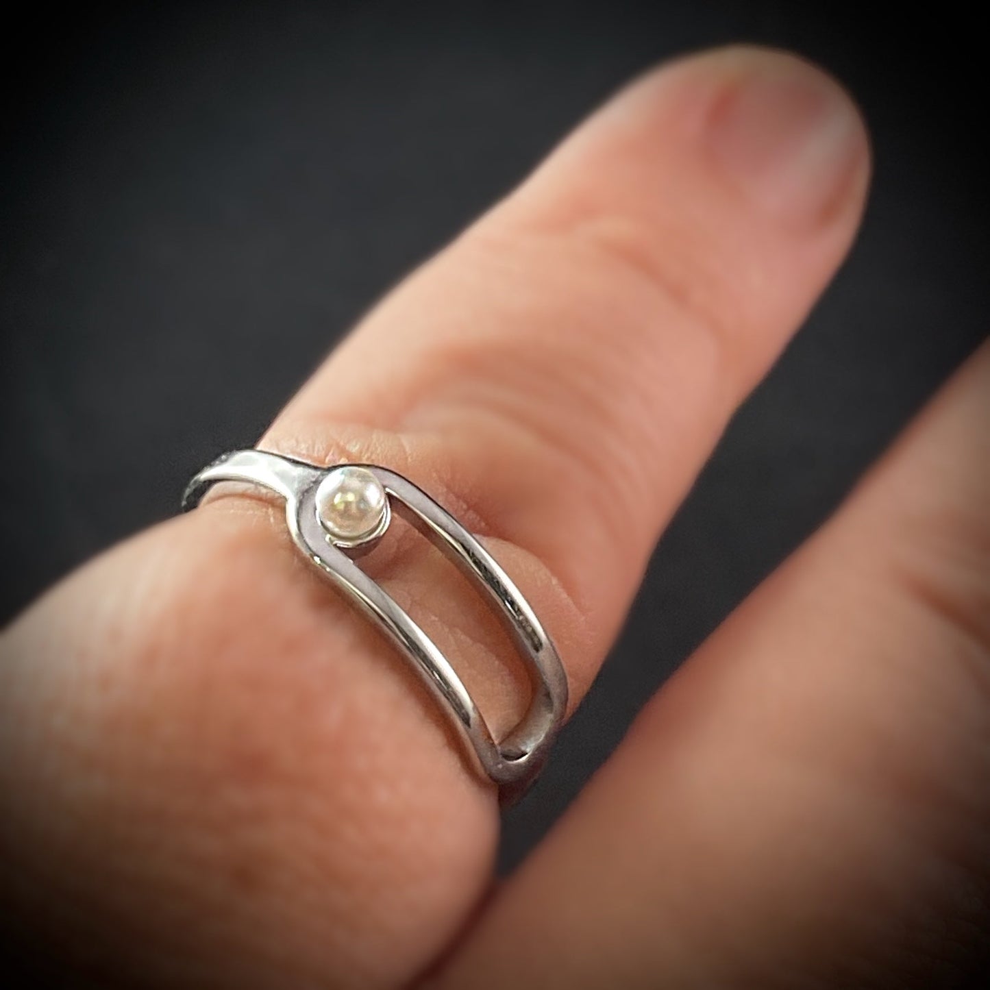 Minimal Silver Pearl Ring Size 7 - 3Souls