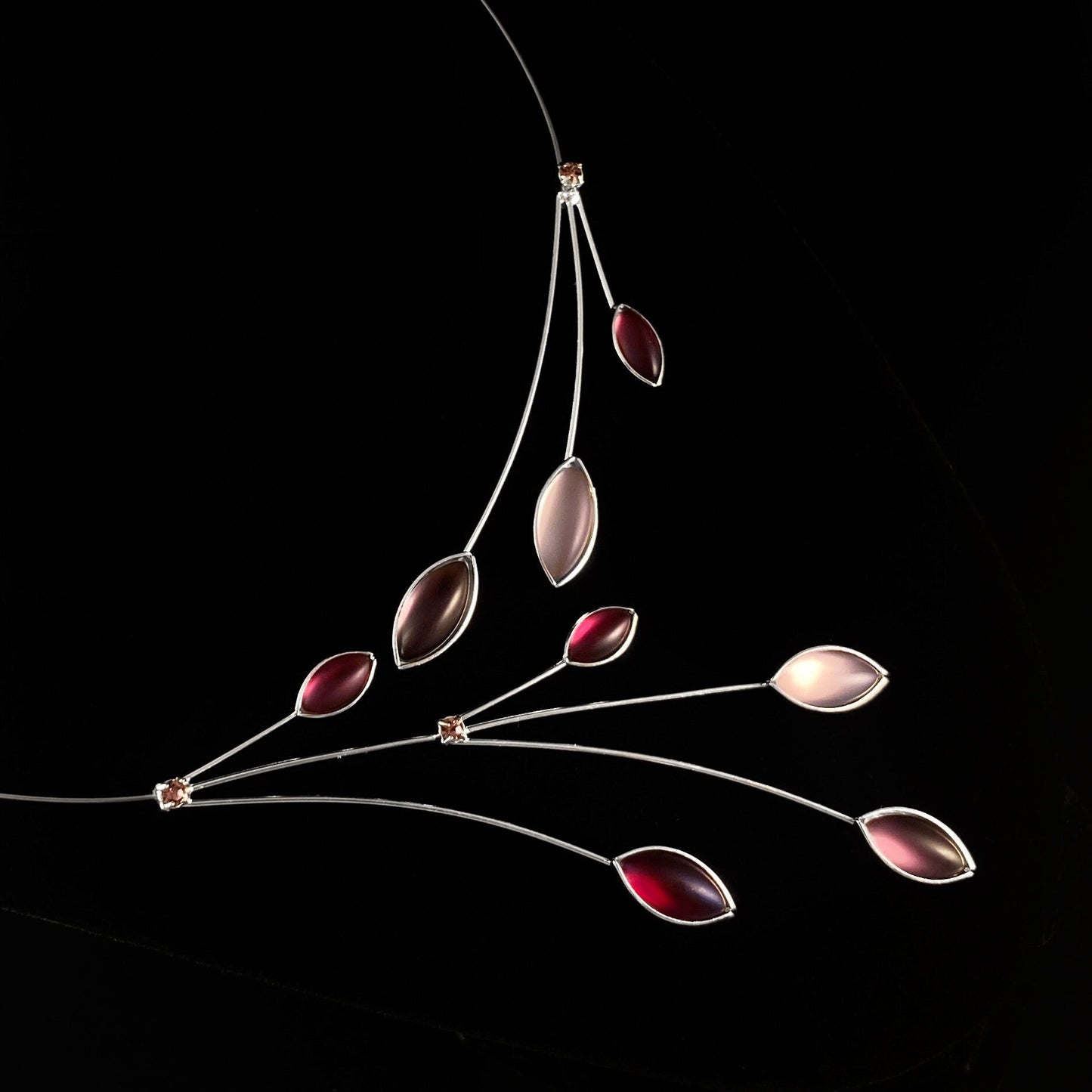Silver Memory Wire Floral Necklace with Handmade Glass Beads, Hypoallergenic, Lt Pink/Fuchsia/Amethyst - Kristina