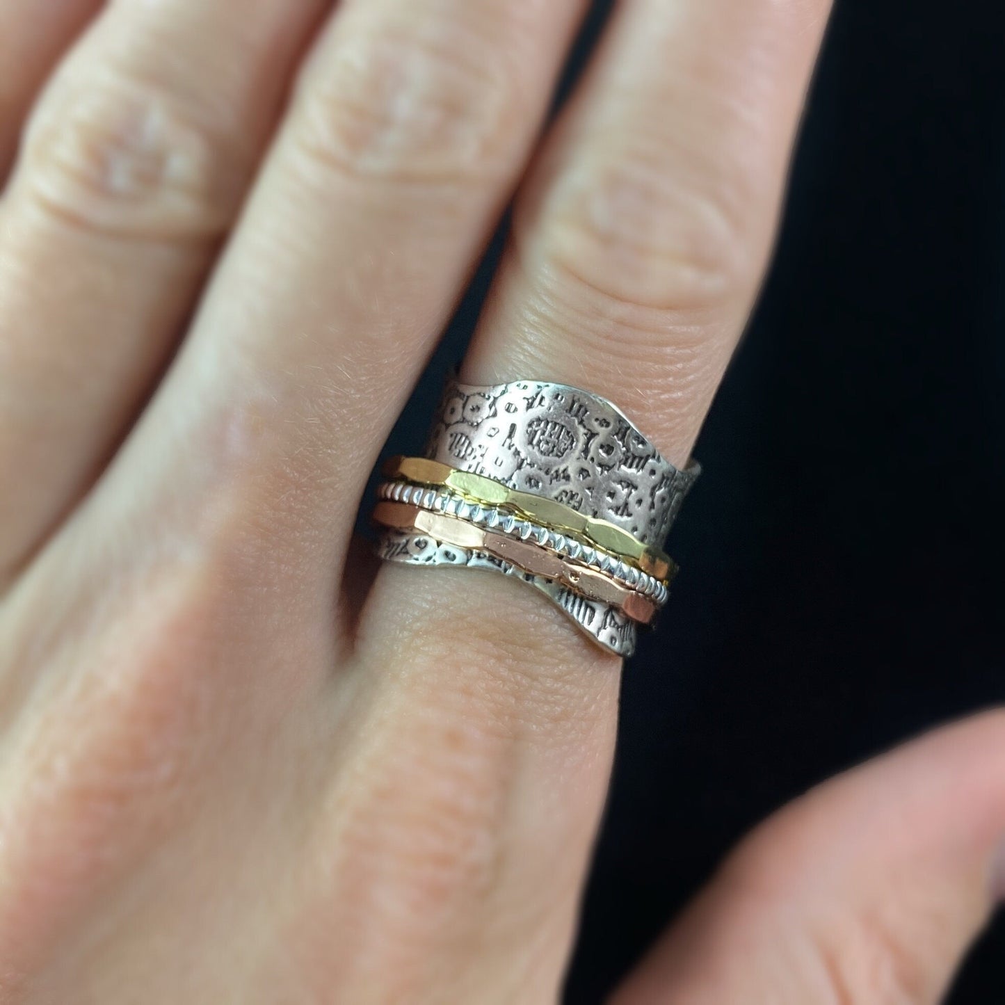 Tri-Color Fidget Ring with 14kt Gold and Rose Gold Spinners and Scalloped Edge Sterling Silver Plated Band, Size 7