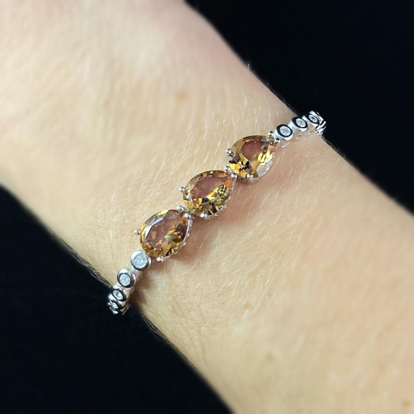 Triple Teardrop Zultanite Stone Silver Chain Bracelet - Hittite