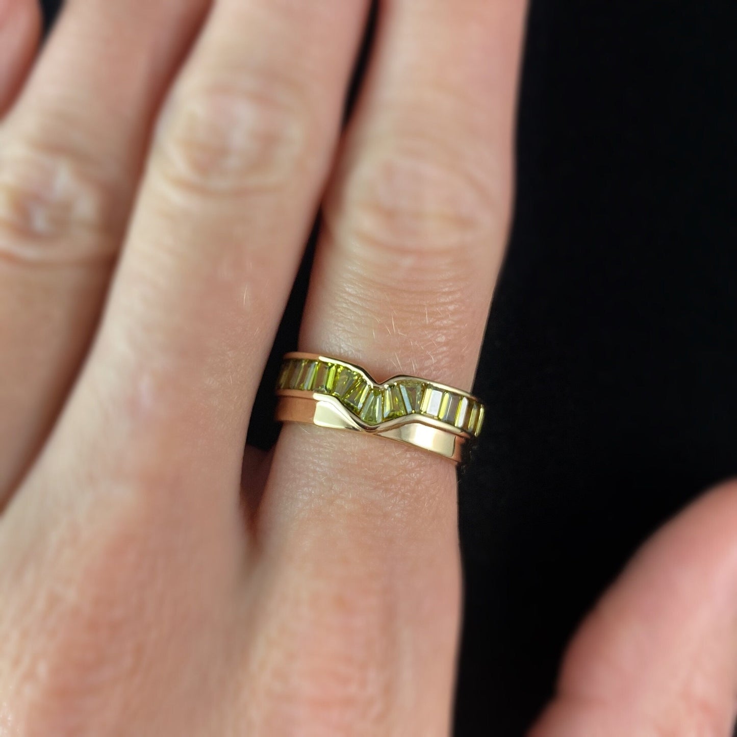 1920s Art Deco Style Gold Ring with Chevron Peak Peridot Green Stones - Size 6