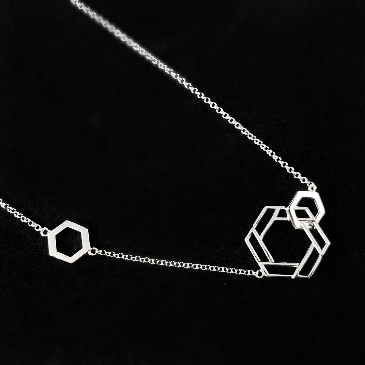 925 Sterling Silver Intertwined Hexagon Necklace - Elle Jewelry
