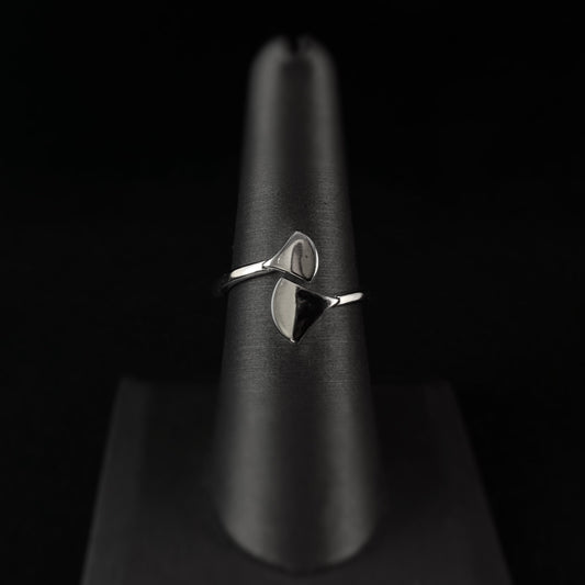 925 Sterling Silver Minimalist Fan Ring Size 7 - Elle
