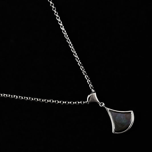 925 Sterling Silver Necklace With Mother Of Pearl Fan