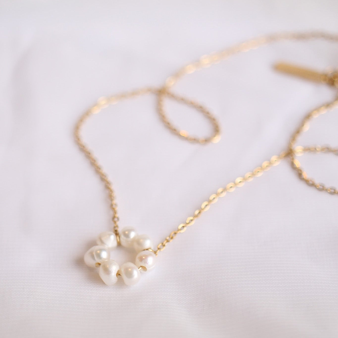Lucy Necklace in Freshwater Pearl