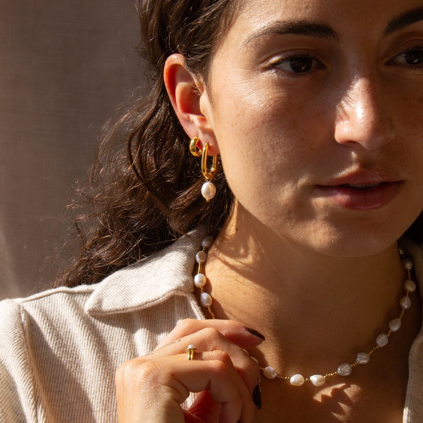 Helena Hoop Earrings