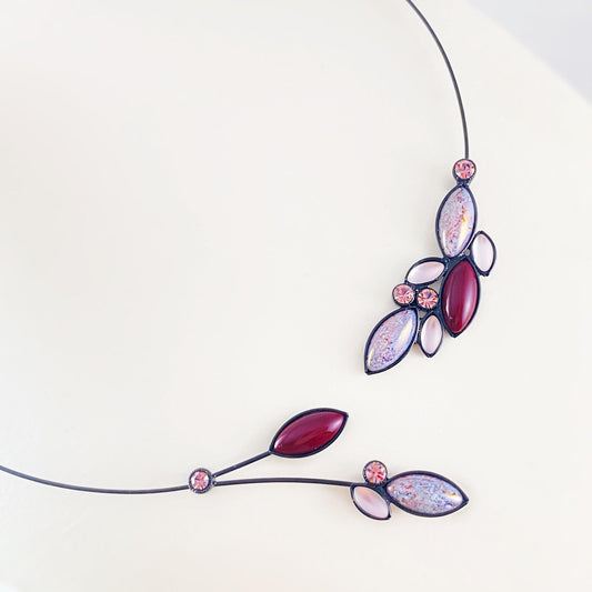 Black Memory Wire Floral Circle Necklace with Handmade Glass Beads, Hypoallergenic, Purple/Pink - Kristina