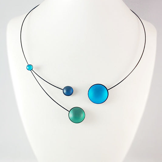 Black Memory Wire Floral Circle Necklace with Handmade Glass Beads, Hypoallergenic, Blue/Green - Kristina