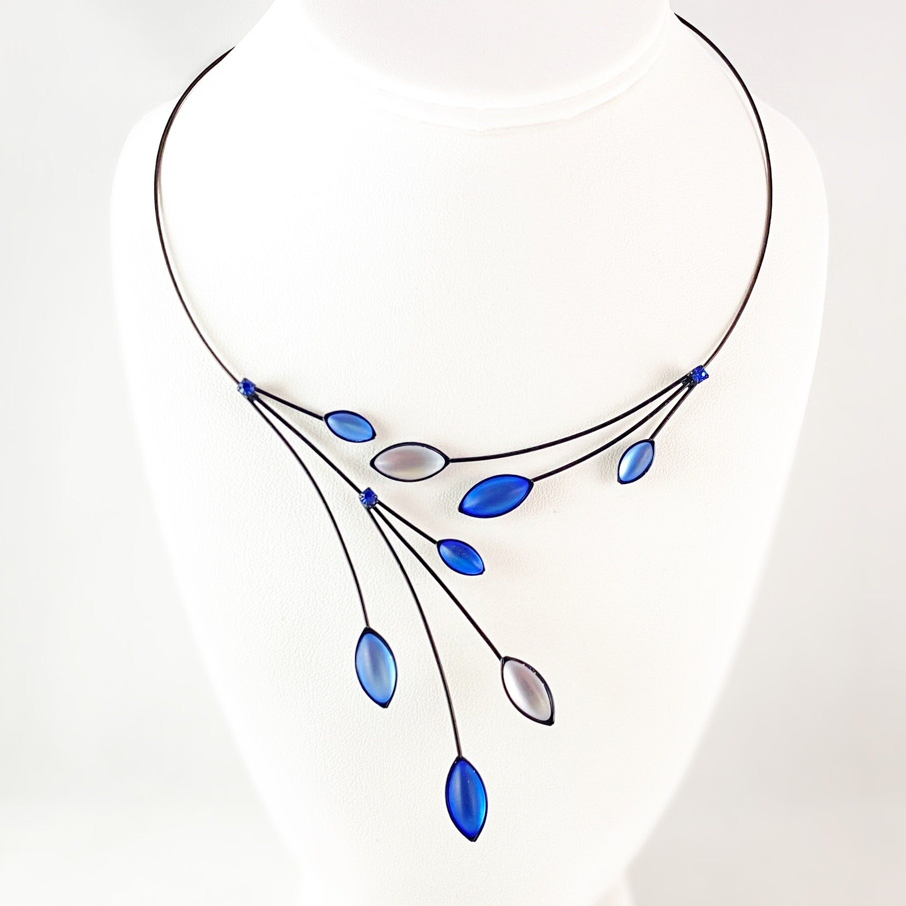 Black Memory Wire Floral Necklace with Handmade Glass Beads, Hypoallergenic, Pale White/Lt Blue/Lt Sapphire - Kristina