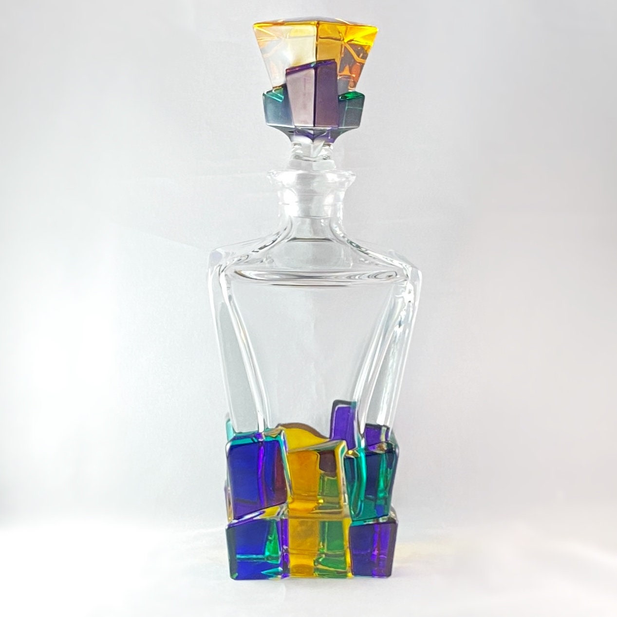 Crack Whiskey Decanter, Venetian Glass Whiskey Decanter  - Handmade in Italy, Colorful Murano Glass