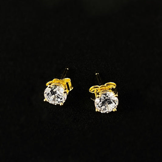 Elegant Clear Crystal Stud Earrings - Genevive