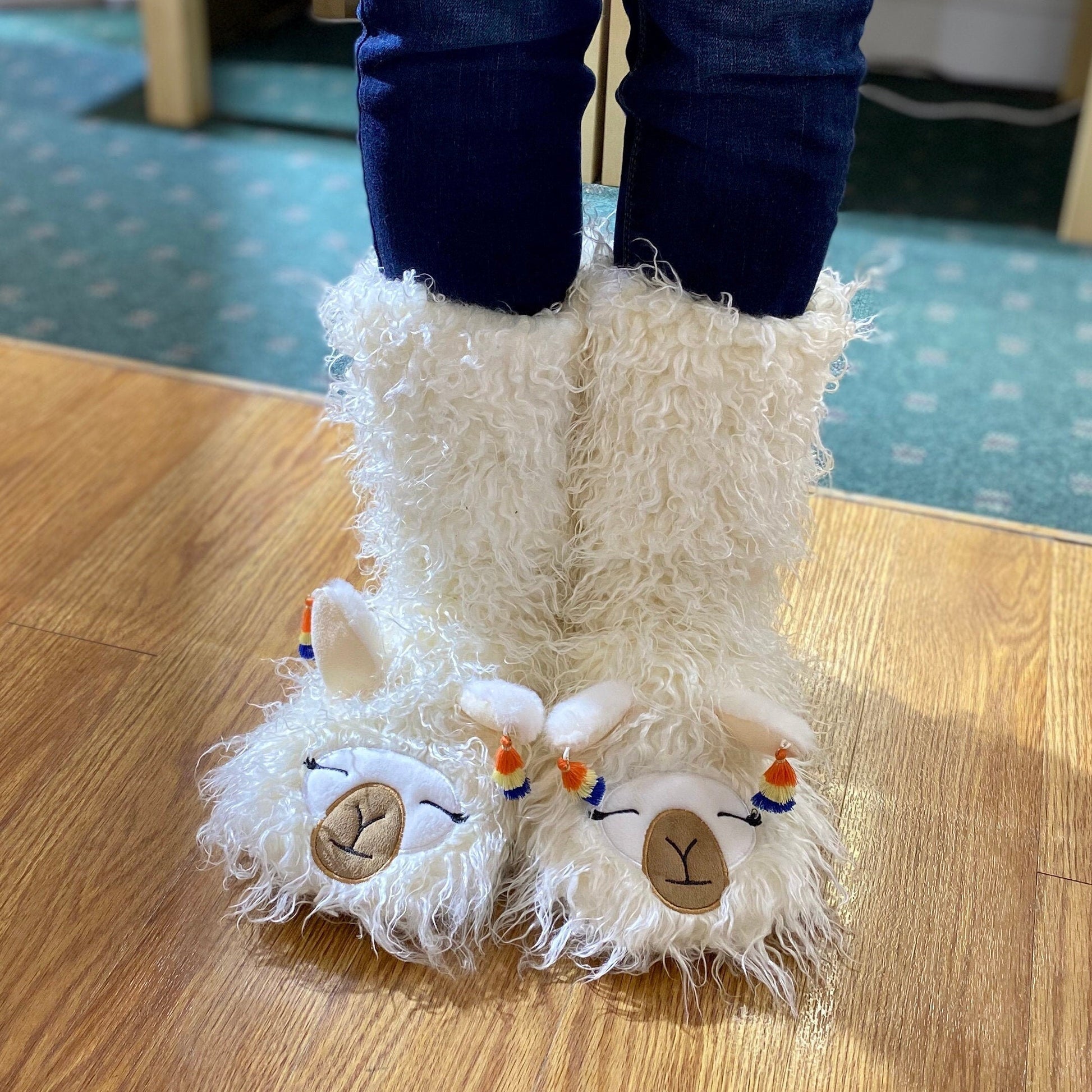Fuzzy Cozy Warm Llama Slippers - White Plush Sherpa Slipper Socks