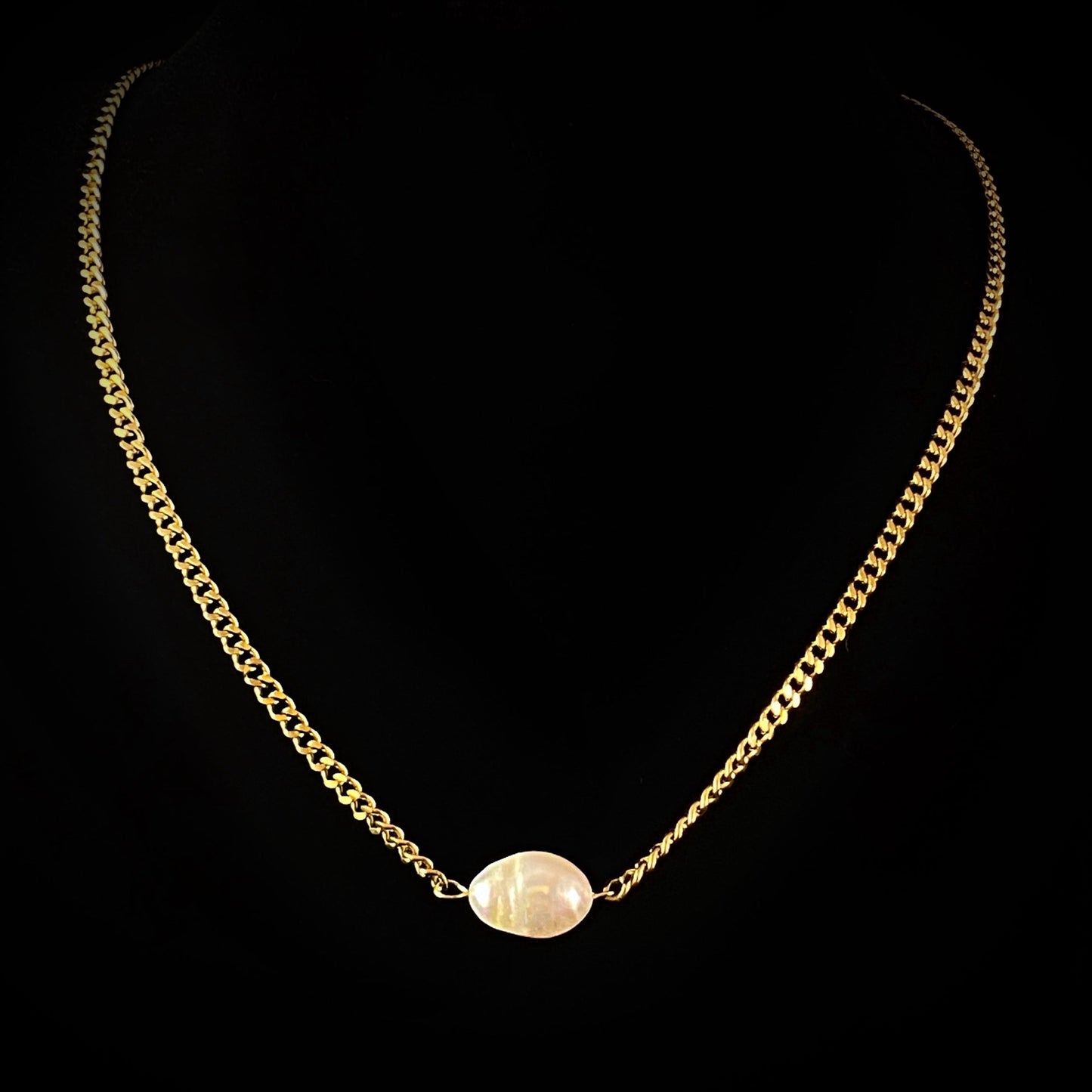 Gold Single Pearl Chain Toggle Necklace - 3Souls