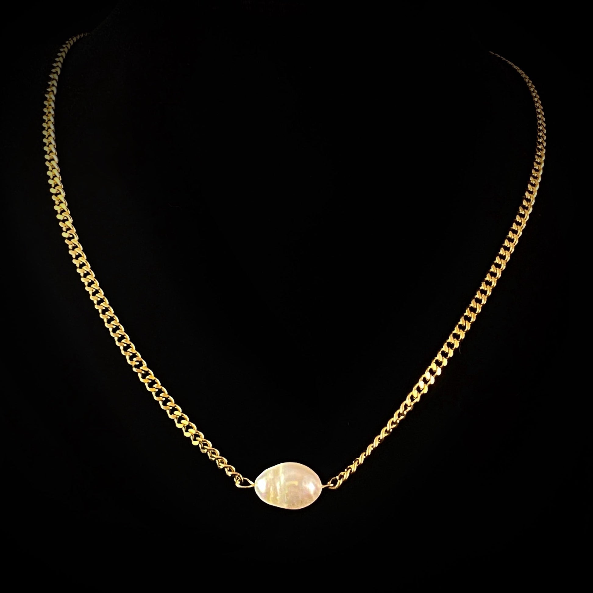 Gold Single Pearl Chain Toggle Necklace - 3Souls