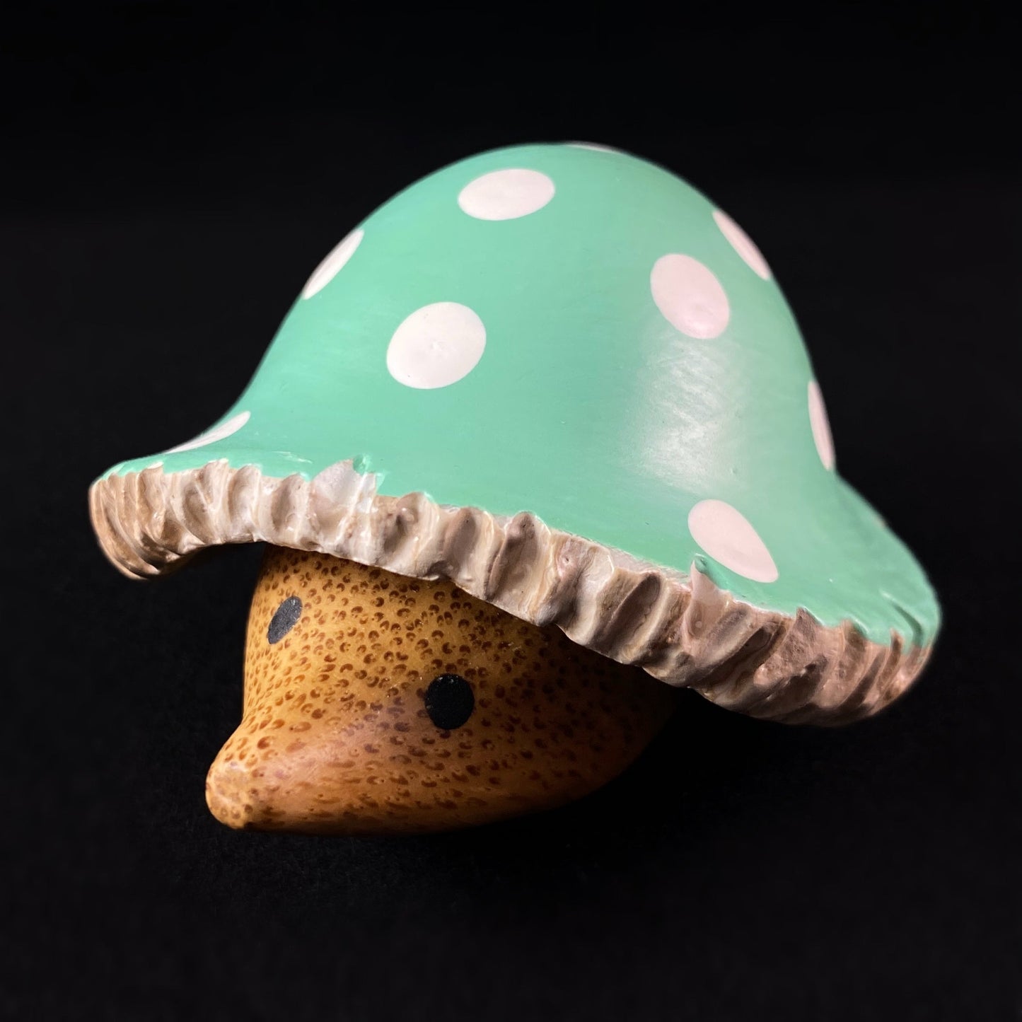 Green Toadstool Hedgelet Baby Hedgehog - Hand-carved