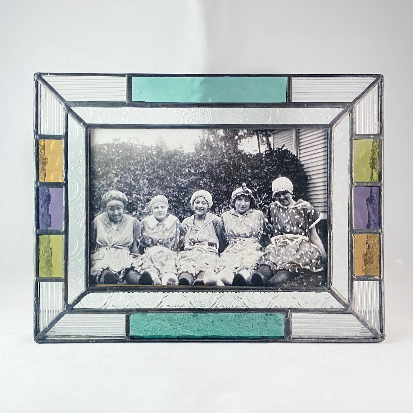 Horizontal 4x6 Colorblock Geometric Glass Picture Frame -