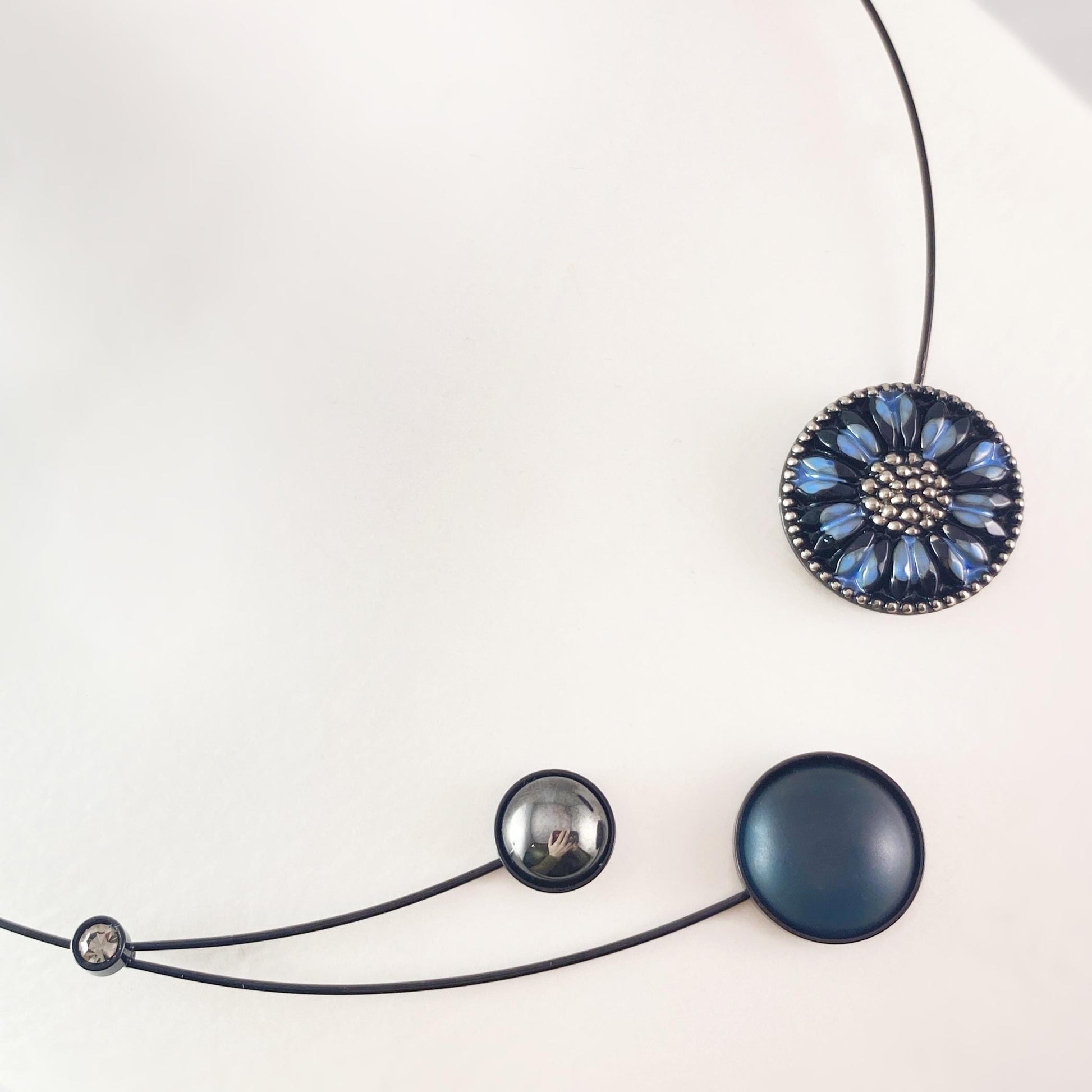 Black Memory Wire Floral Necklace with Handmade Glass Beads, Hypoallergenic, Blue - Kristina