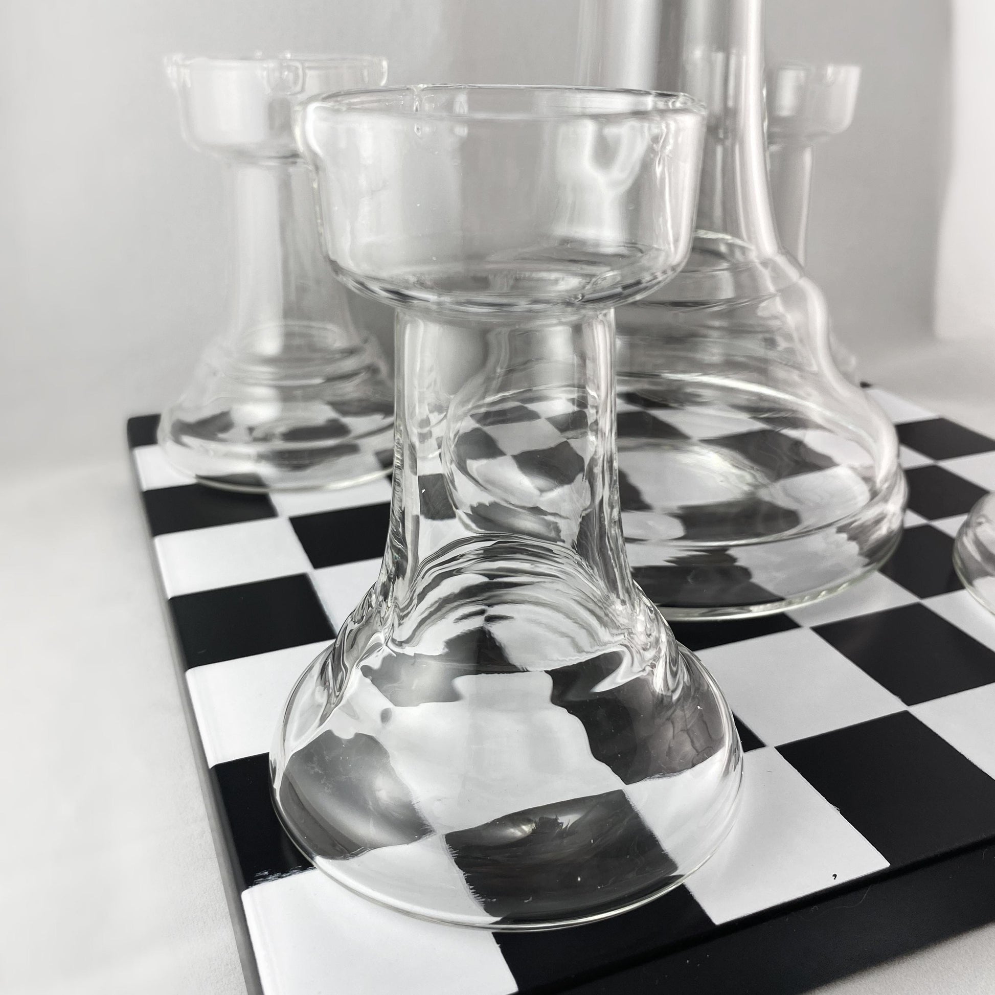 Chess Whiskey Decanter and Set of 4 Whiskey/Shot Glasses