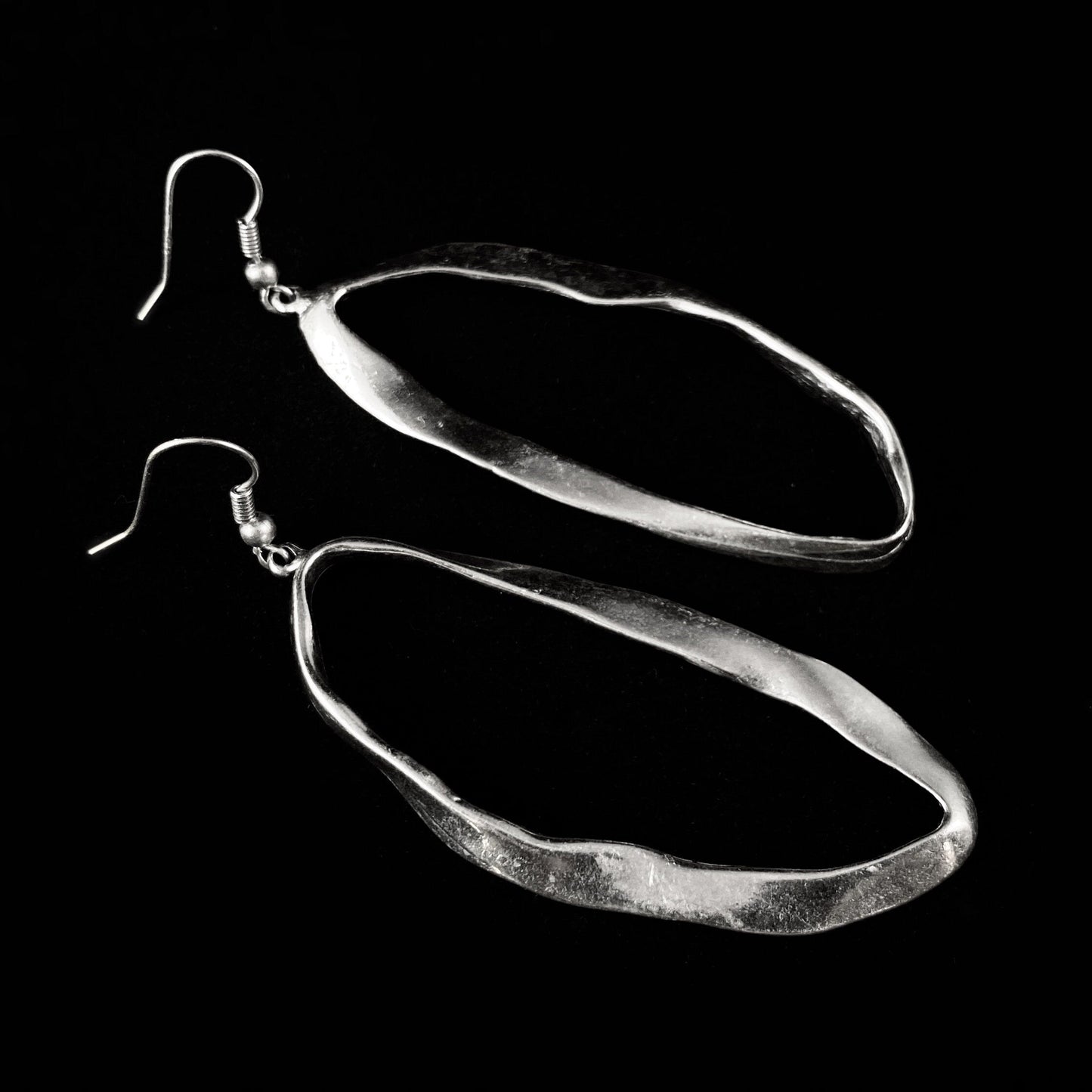 Large Silver Wavy Oval Hoop Earrings, Handmade, Nickel Free - Noir