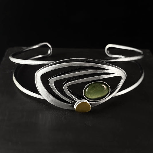 Lightweight Handmade Geometric Aluminum Bracelet, Green and Silver Fingerprint