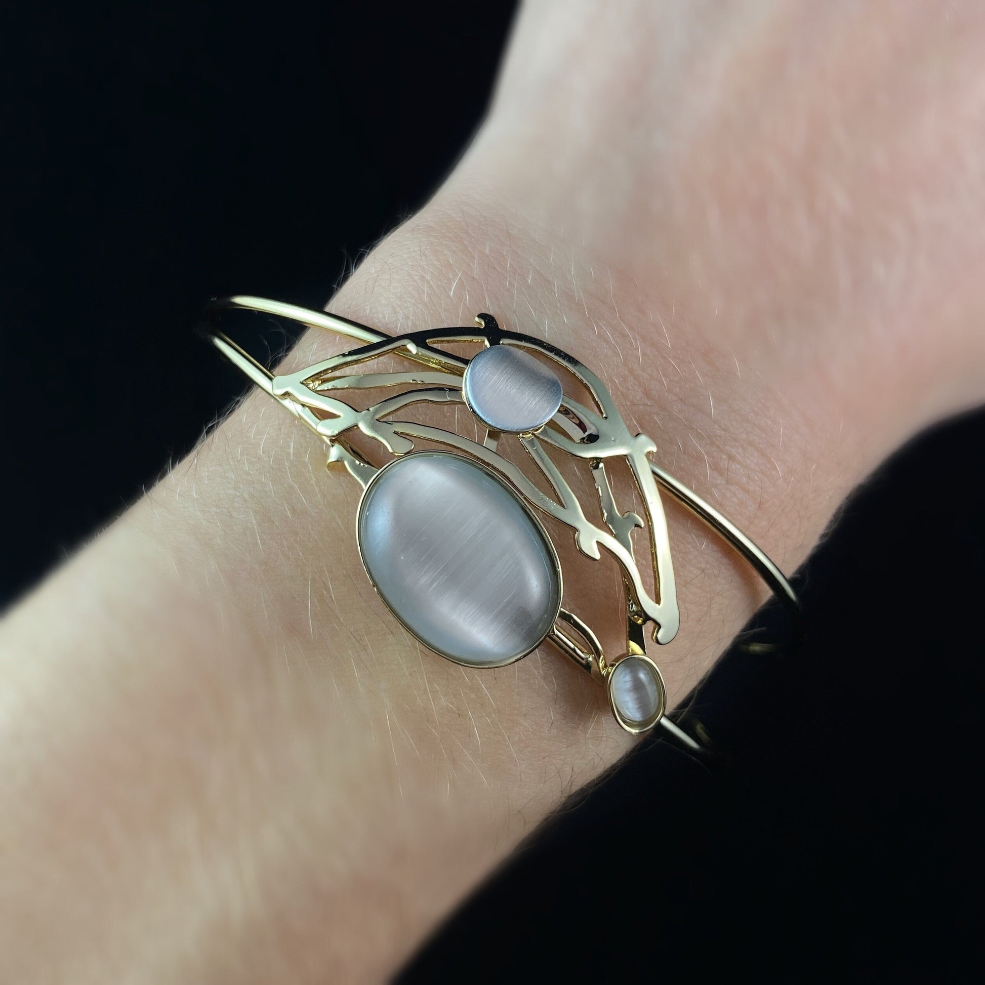 Lightweight Handmade Geometric Aluminum Bracelet, Light Gray Branches