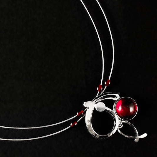 Lightweight Handmade Geometric Aluminum Necklace, Red/Silver Circle Dance