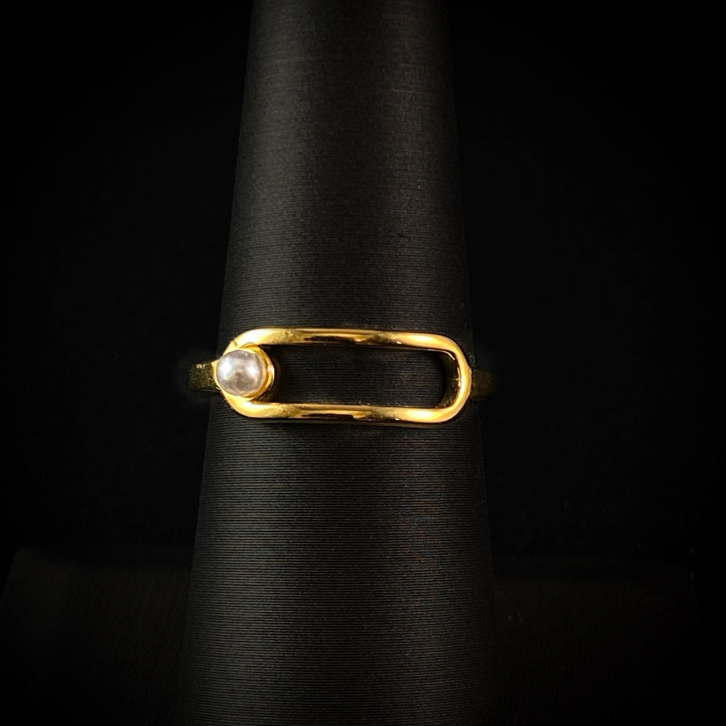 Minimal Gold Pearl Ring Size 7 - 3Souls