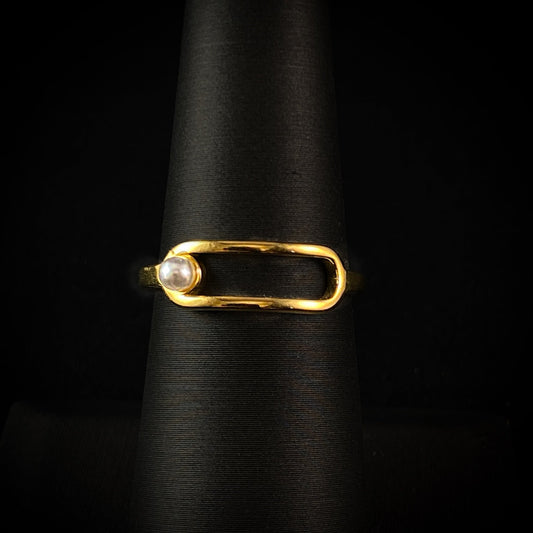 Minimal Gold Pearl Ring Size 7 - 3Souls