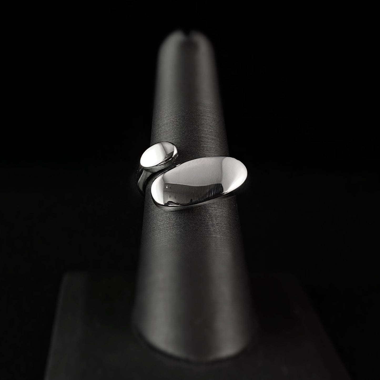 Minimal Silver Geo Ring Size 7.5 - 3Souls