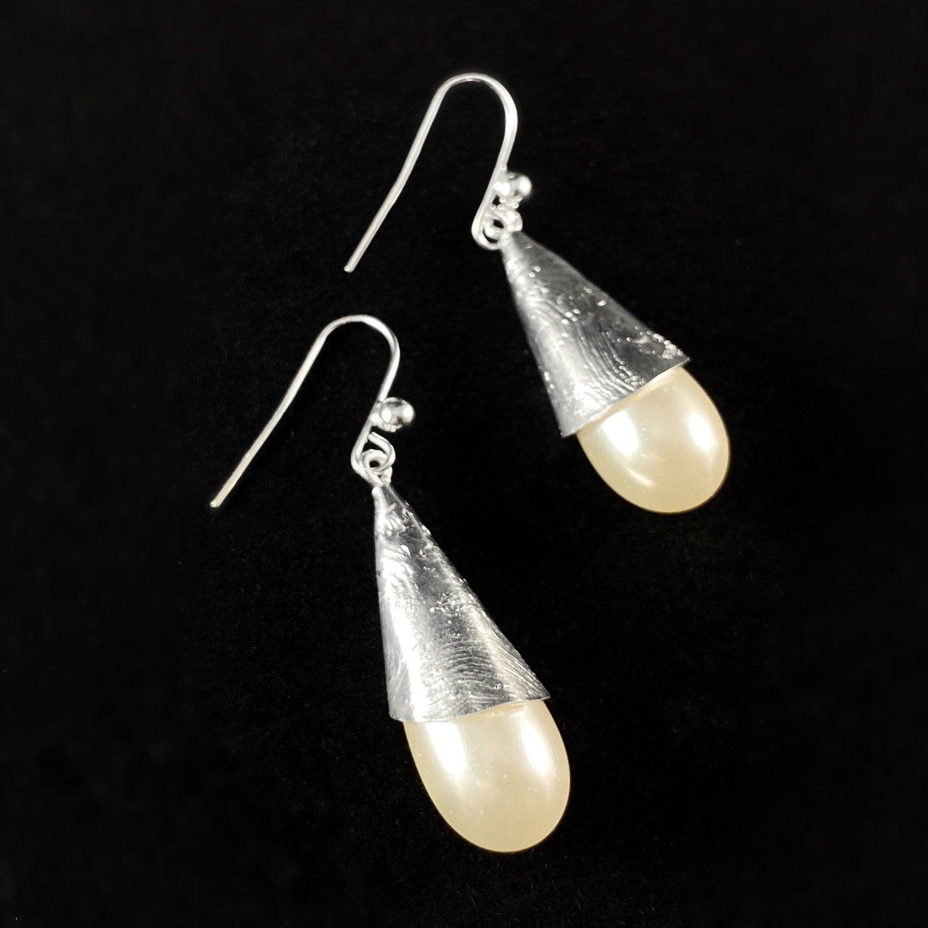 Dainty Minimalist Cream-colored Pearl Earrings with Silver Cone Detailing - Handmade Nickel Free Ulla Jewelry