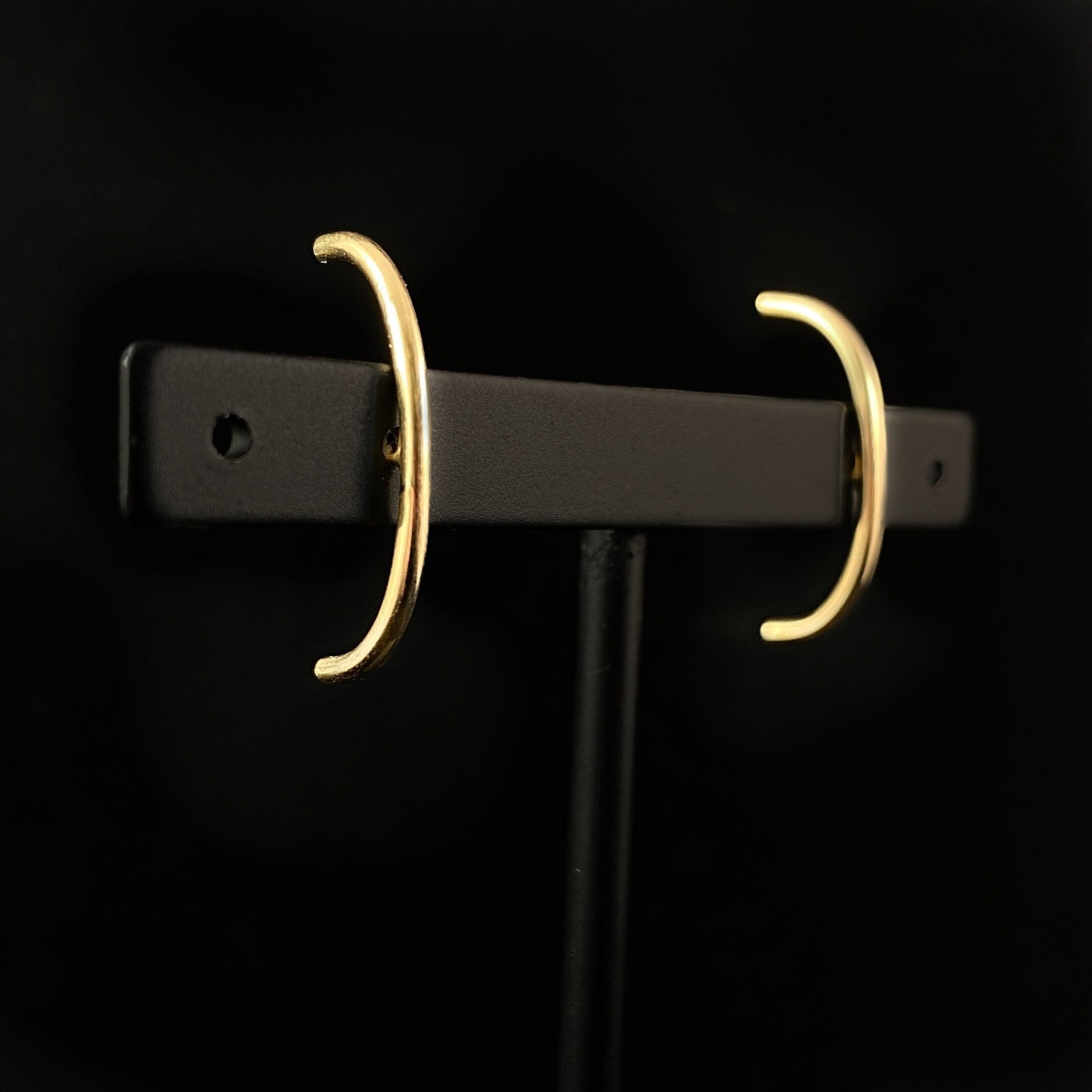 Minimalist Gold Suspension Hoop Earrings - Fashionable Jewelry for Women