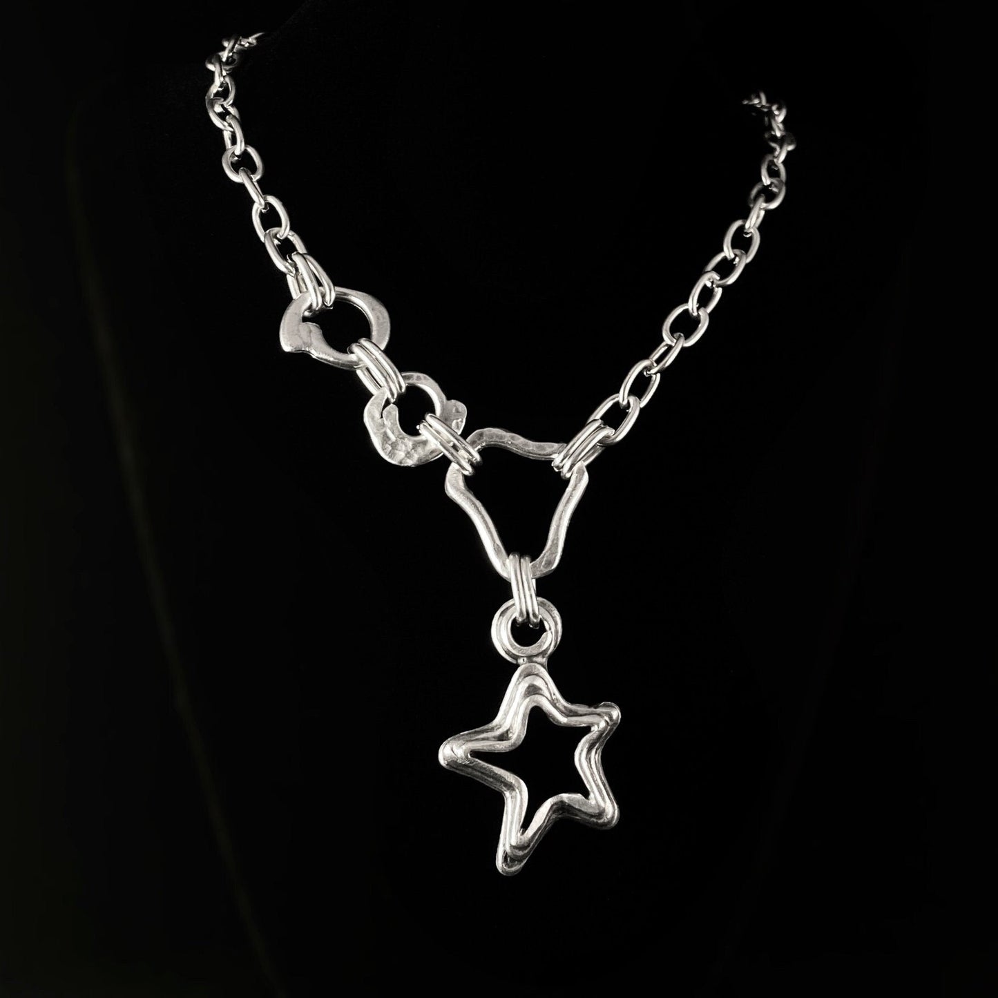 Silver Chain Link AbstractNecklace With Star Pendant, Handmade, Nickel Free-Noir