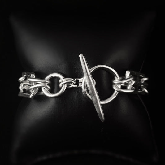Silver Chain Link Bracelet with Toggle Closure, Handmade, Nickel Free - Noir