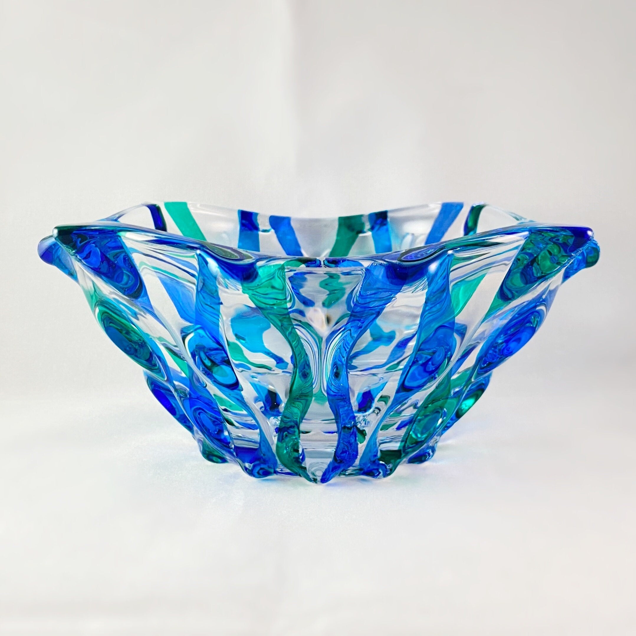 Deli Glassware Ribbed Venetian Glass Ribbon Dish - Murano Italian Glass – Northern Lights Gallery