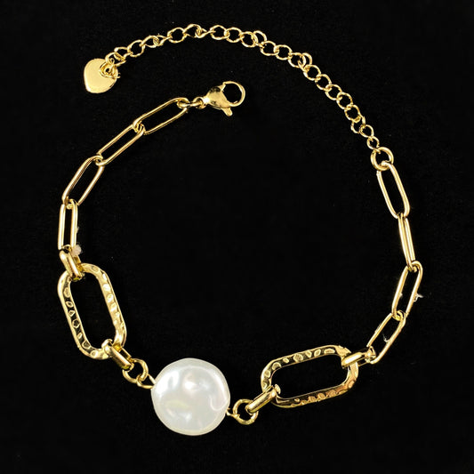 White Pearl Bracelet with Chunky Hammered Gold Chain